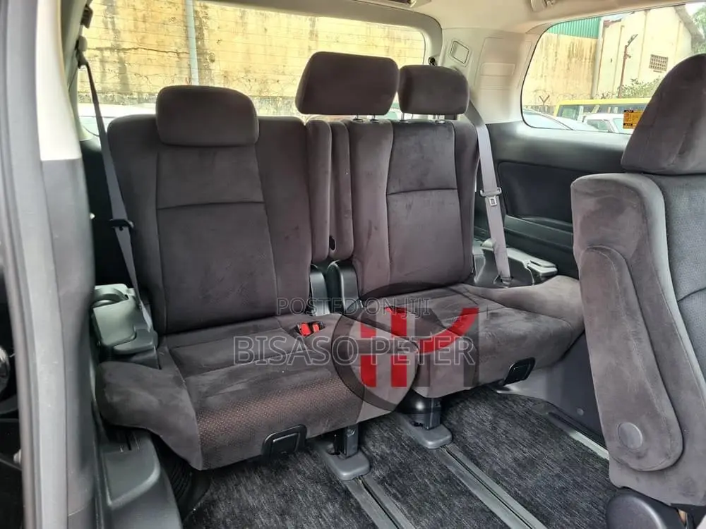 Toyota Vellfire 2011 Black
