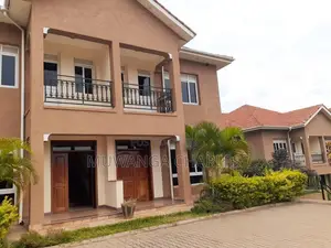 4bdrm Duplex in Fs Properties Ltd, Central Division for rent
