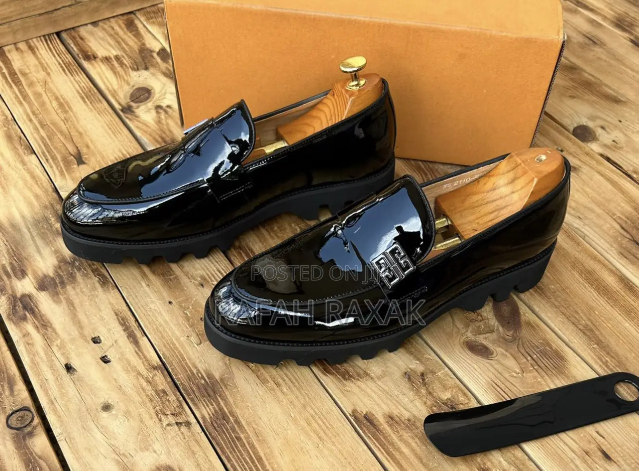Original Men’S Luxury Givechy Shinny Mirror Loafers