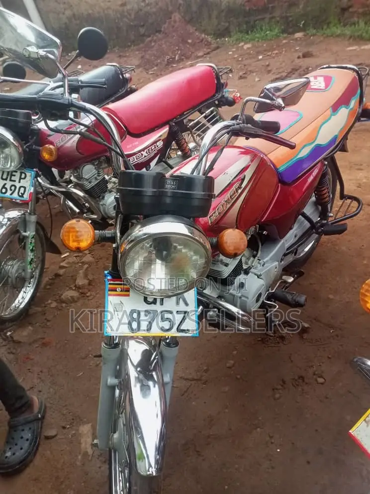 Bajaj Boxer 100 2023 Red