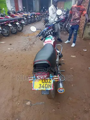 Bajaj Boxer 2022 Red