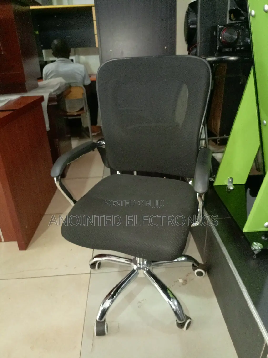Office Chairs Black