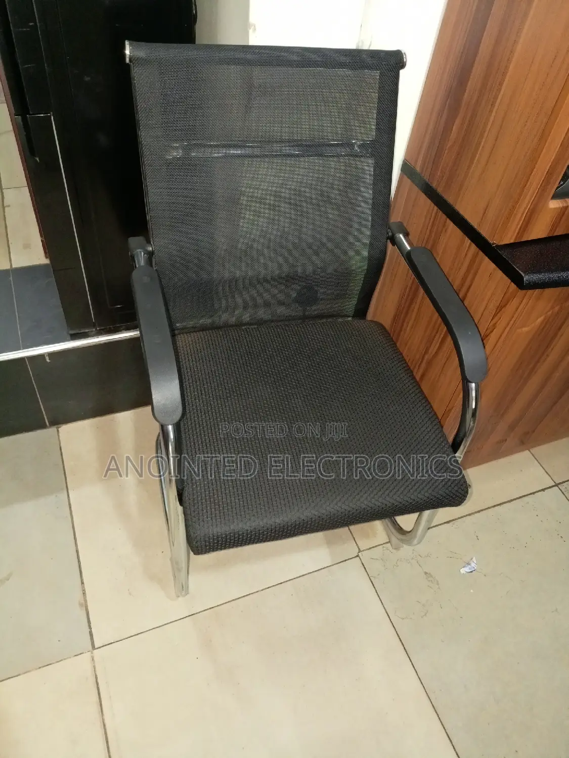Office Chairs Black Very Strong