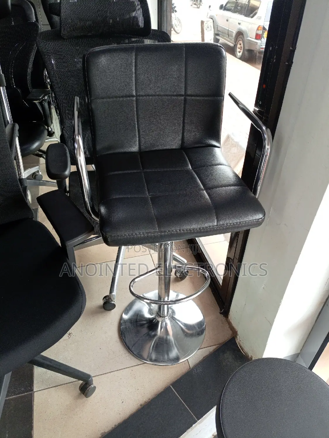 Bar Stools or Counter Chair