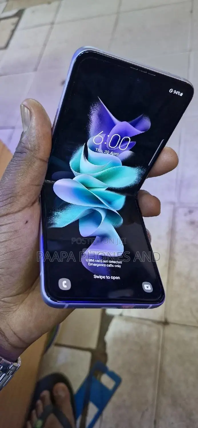 New Samsung Galaxy Z Flip 3 256 GB Purple