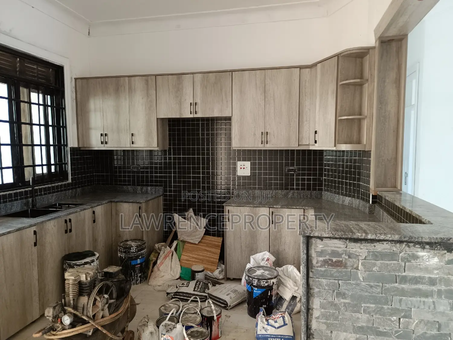 4bdrm House in Sonde, Goma for sale