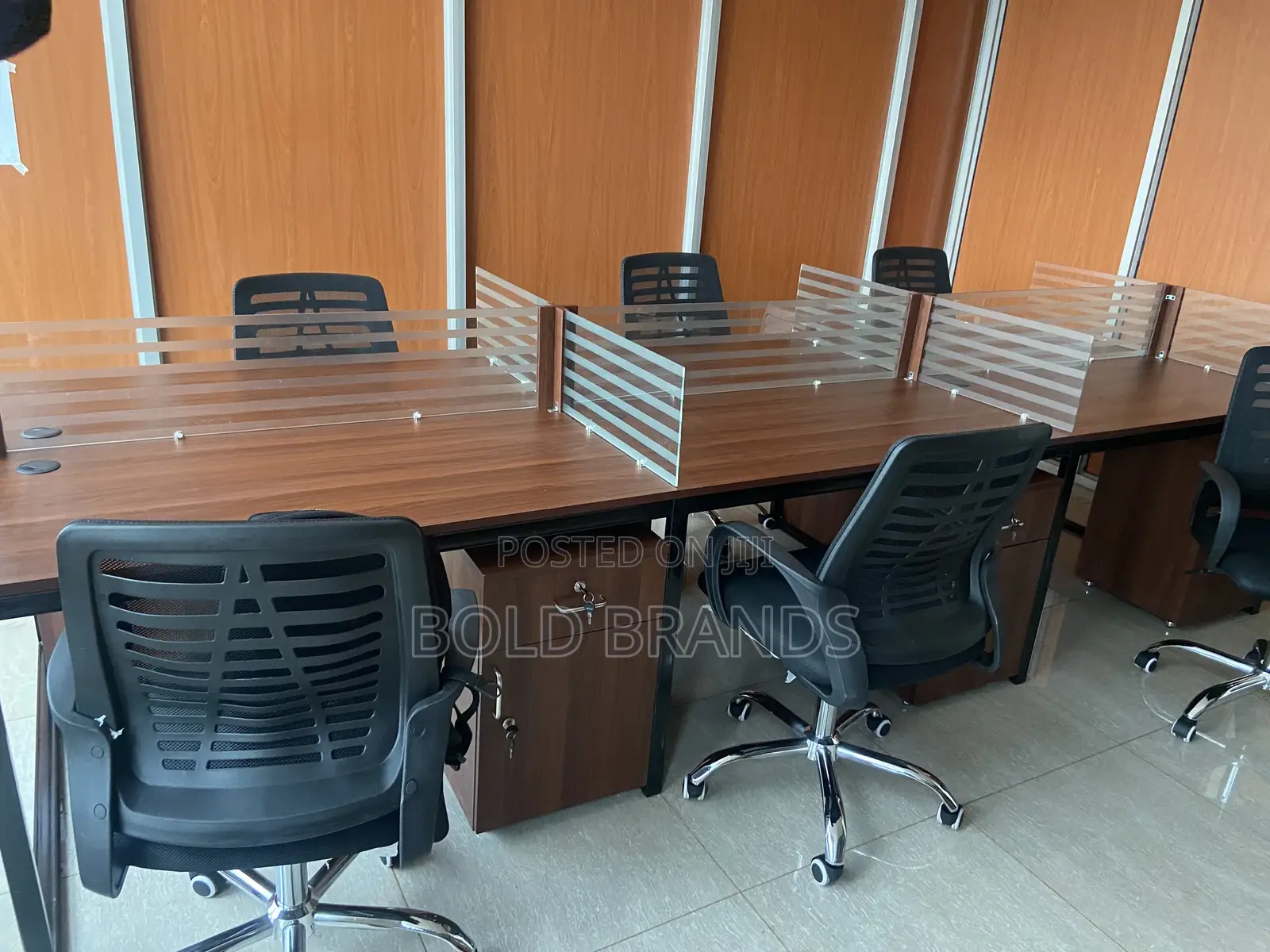 Workstations Six Seater