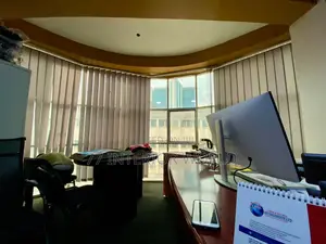 Office Blinds/Blinds