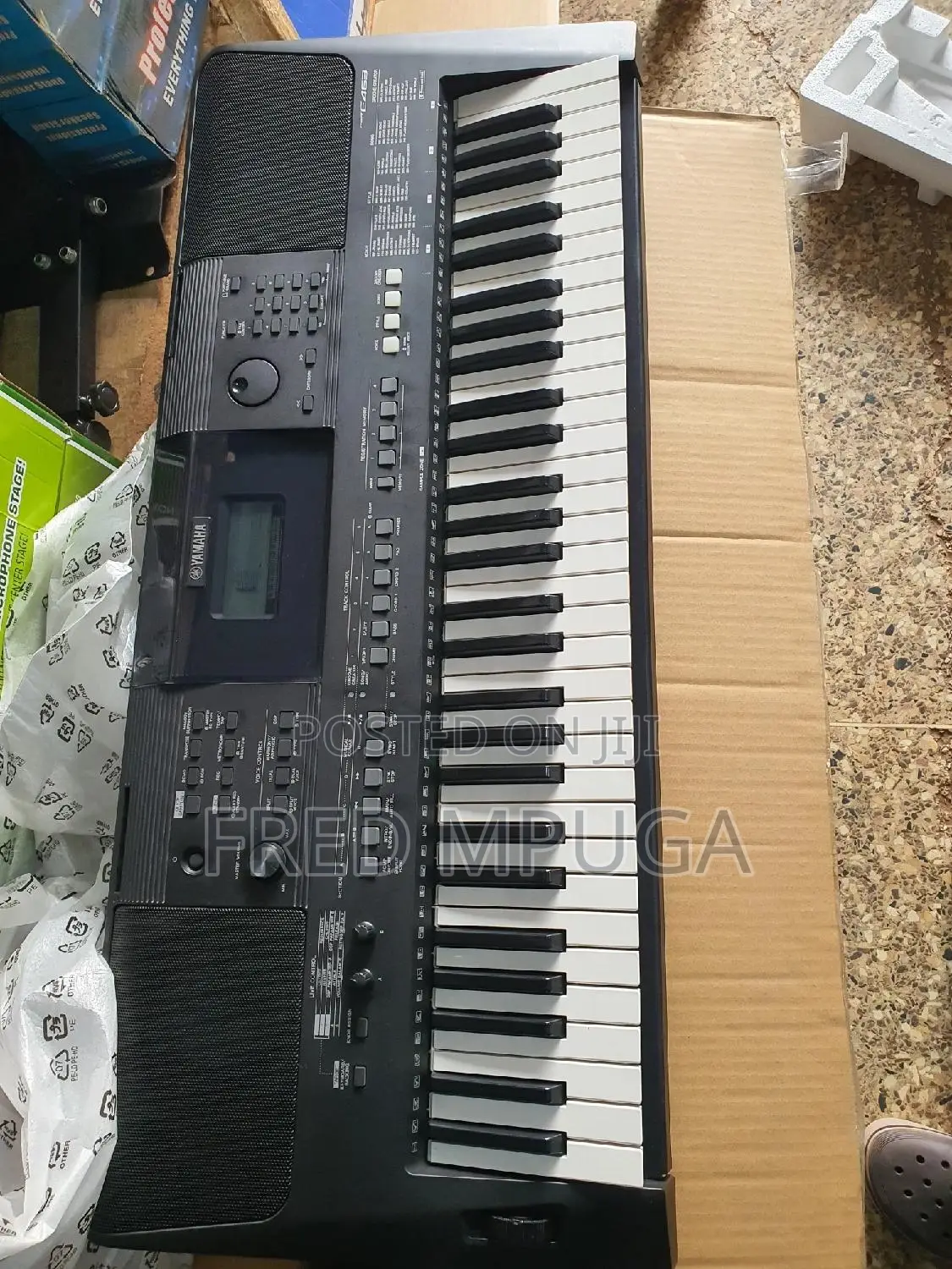 Yamaha Keyboard PSR E463