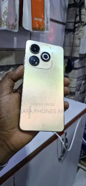 Infinix Smart 8 128 GB Yellow