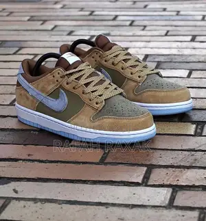 Original Nike SB Dunk Low Khaki Light Blue Tick Sneaker