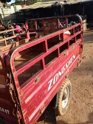 Tricycle 2023 Red
