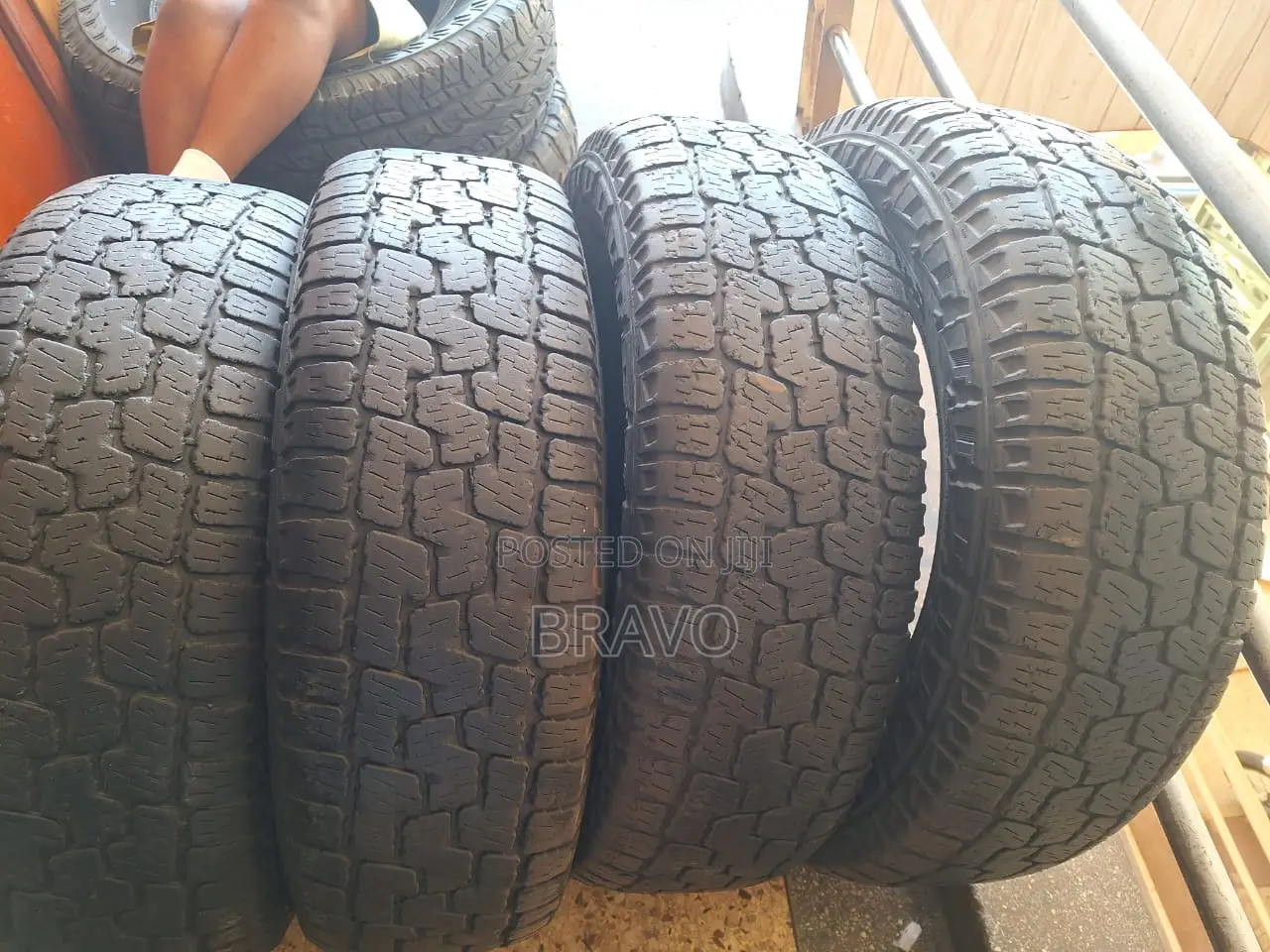 245/70r17 PIRELLI Good Condition.