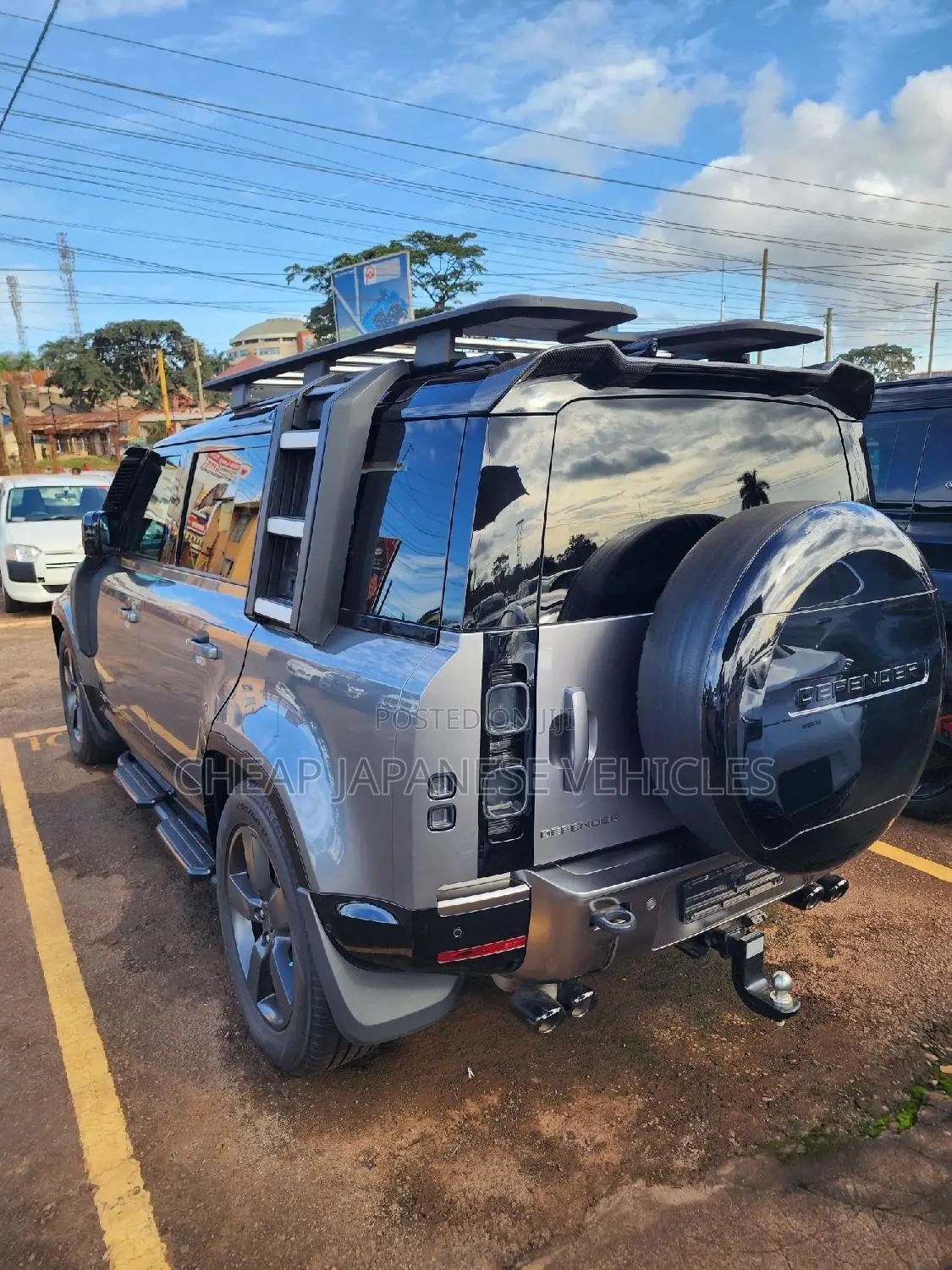 Land Rover Defender V8 2022 Gray