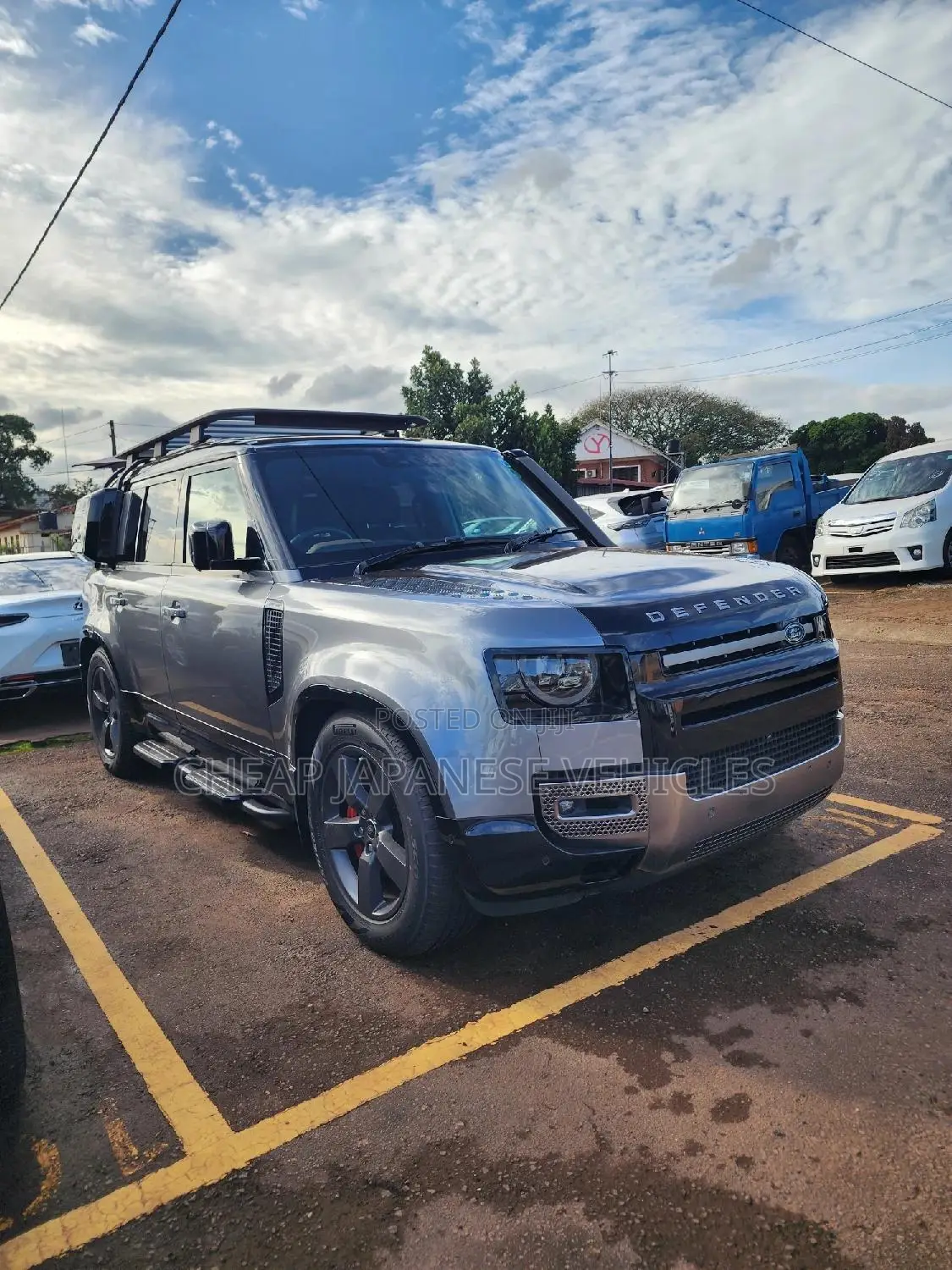Land Rover Defender V8 2022 Gray