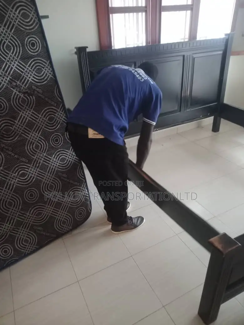 Movers / Packers of Homes and Offices.