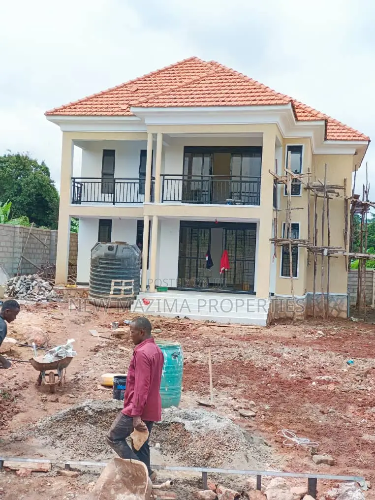 Mini Flat in Kitende Ntebe Rd, Division A for sale