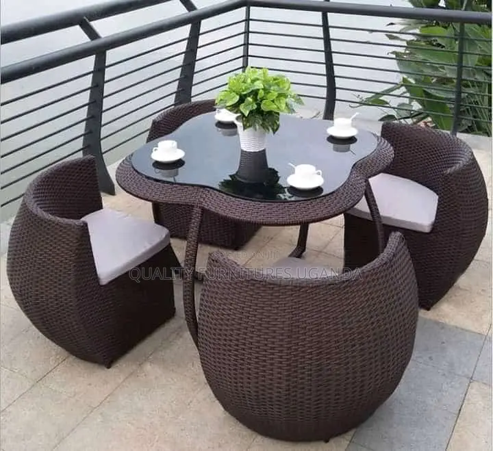 4 Seater Rattan Dinning Table on Order