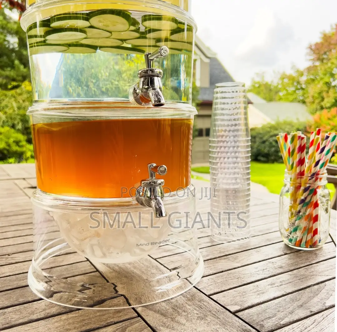 Beverage Dispenser With Ice Bottom