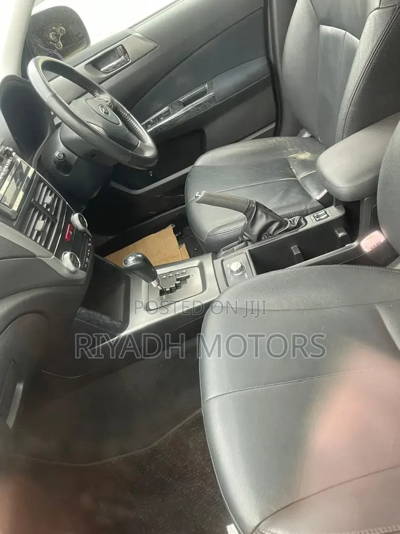 Subaru Forester 2.0D X 2010 White