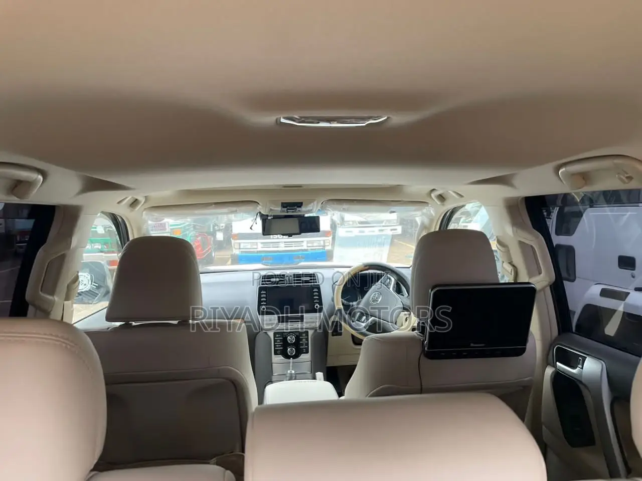 Toyota Land Cruiser Prado 2.8 2021 White