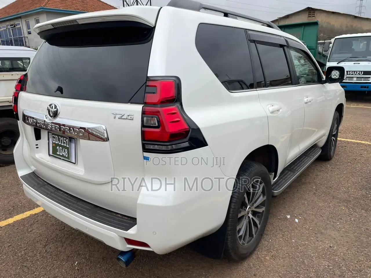 Toyota Land Cruiser Prado 2.8 2021 White