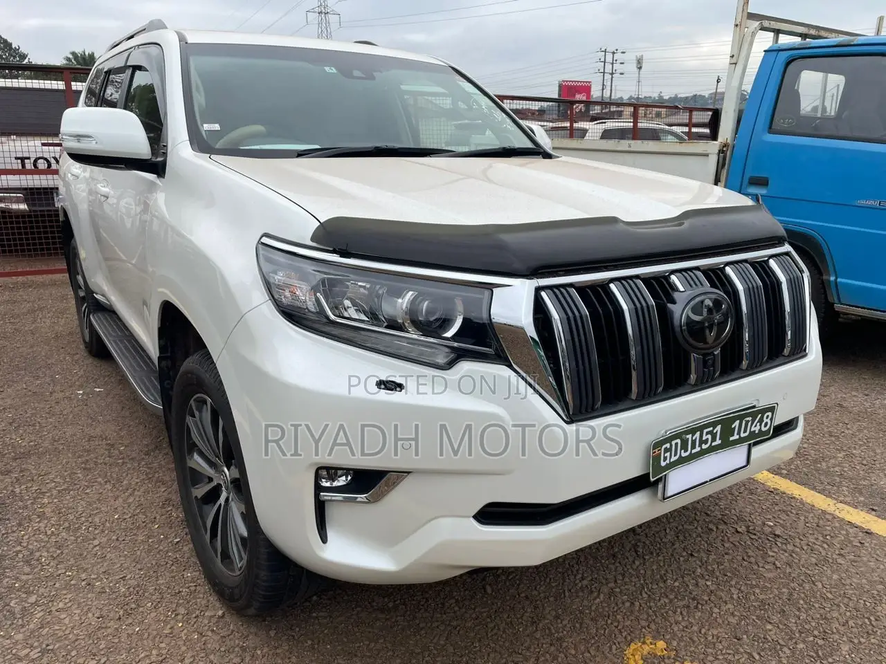 Toyota Land Cruiser Prado 2.8 2021 White