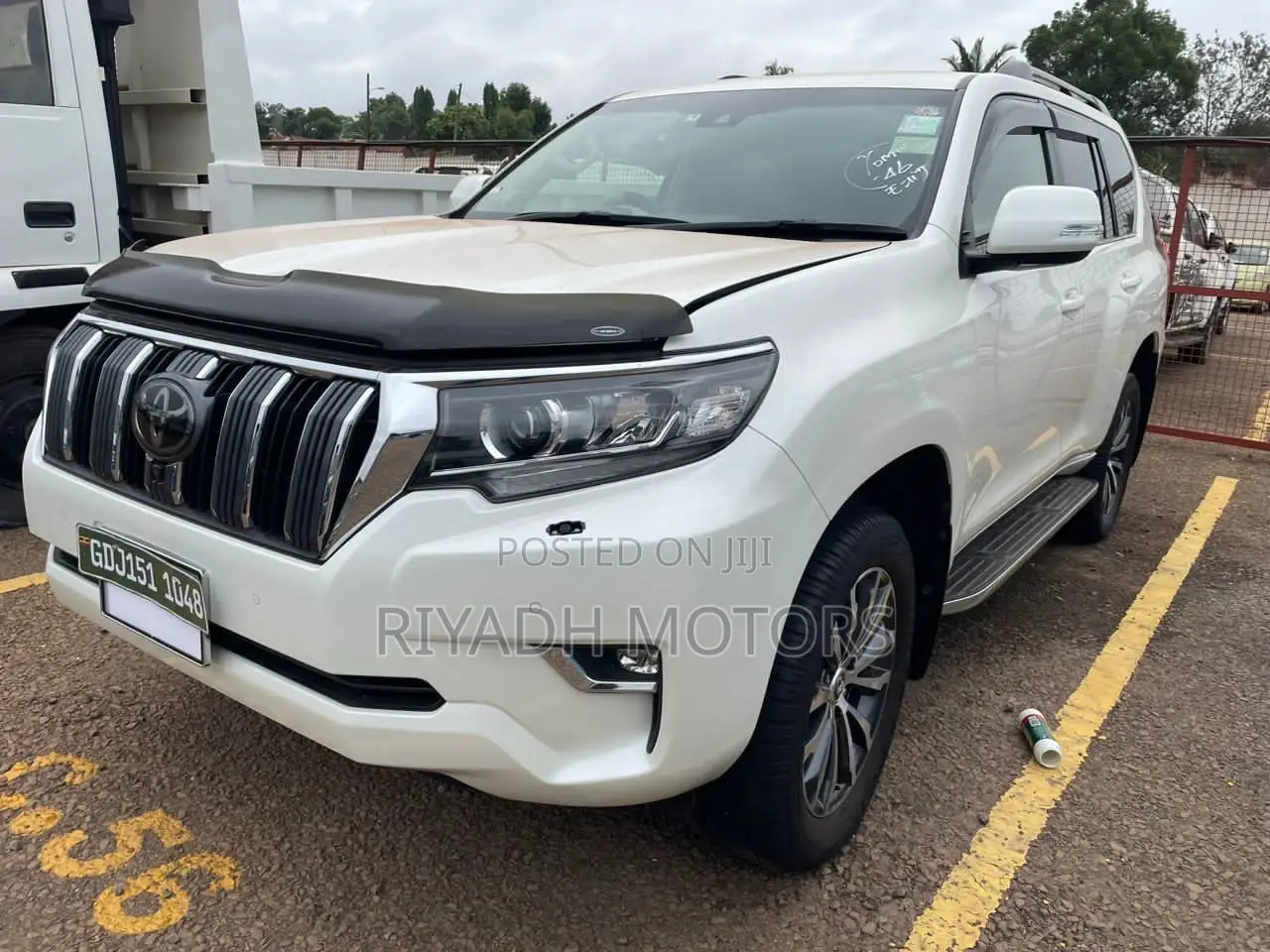 Toyota Land Cruiser Prado 2.8 2021 White