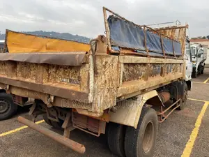 Fuso Fighter Mignon