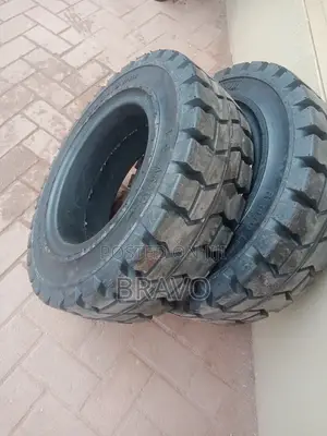 28*9-15 Hamour Solid Tyres.