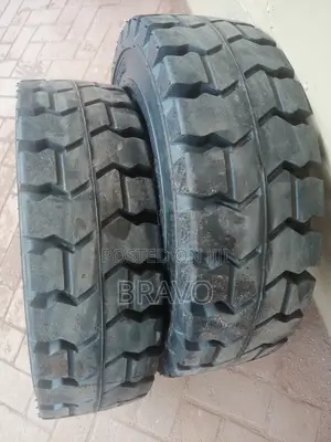 28*9-15 Hamour Solid Tyres.