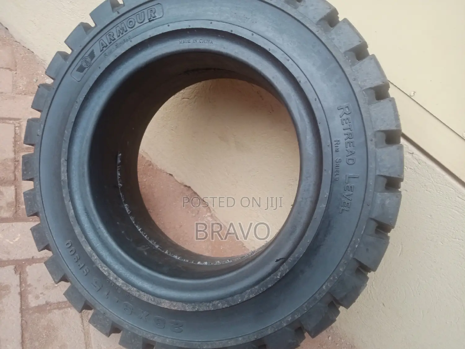 28*9-15 Hamour Solid Tyres.