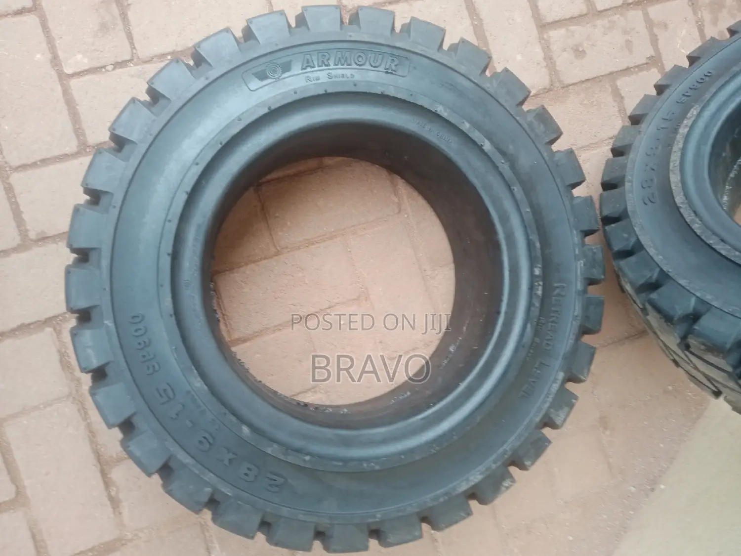 28*9-15 Hamour Solid Tyres.