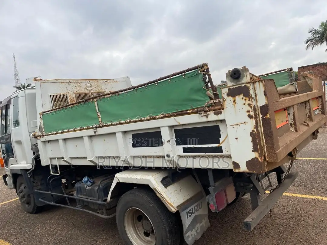 Isuzu Forward 1989
