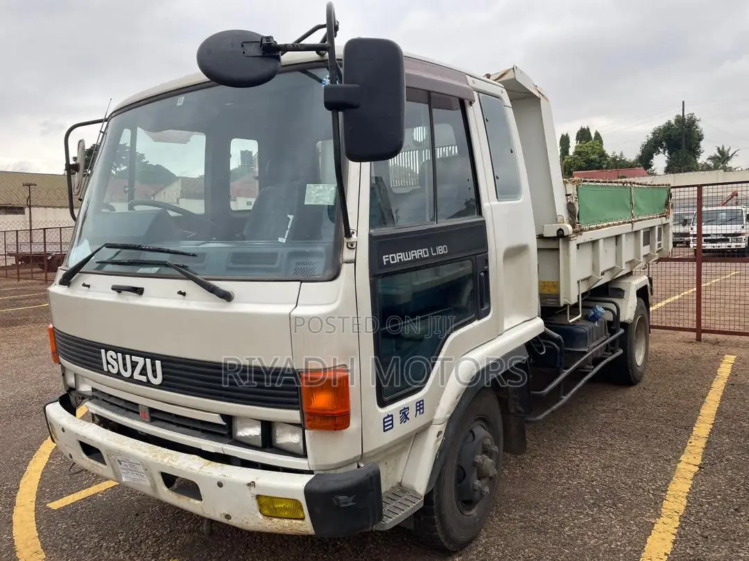 Isuzu Forward 1989