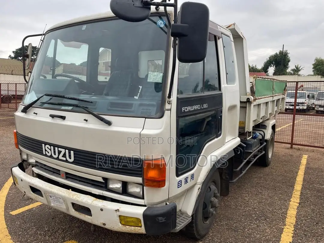 Isuzu Forward 1989