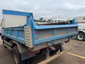Isuzu 4tonnes Dumper
