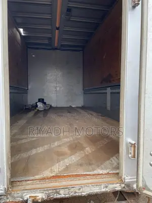 Fuso Box Body Japanese Used
