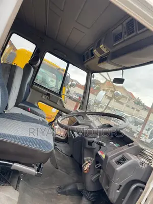 Fuso Box Body Japanese Used