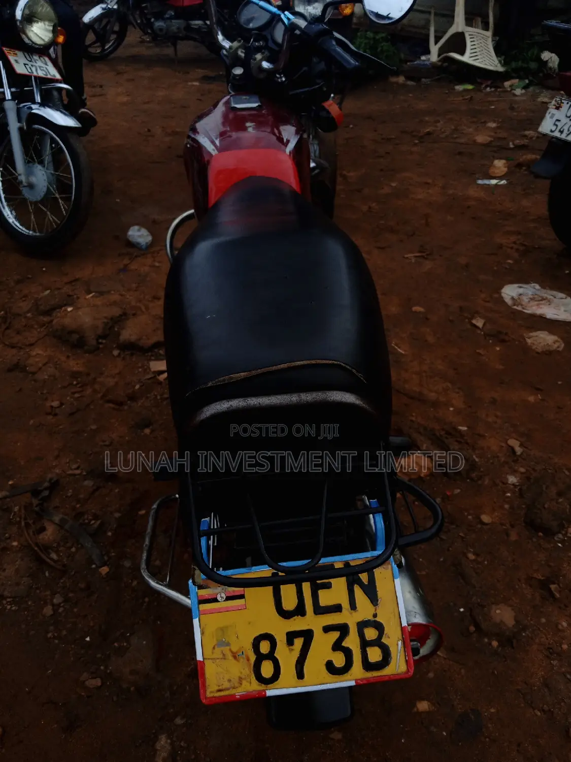 Bajaj Boxer 100 2021 Red