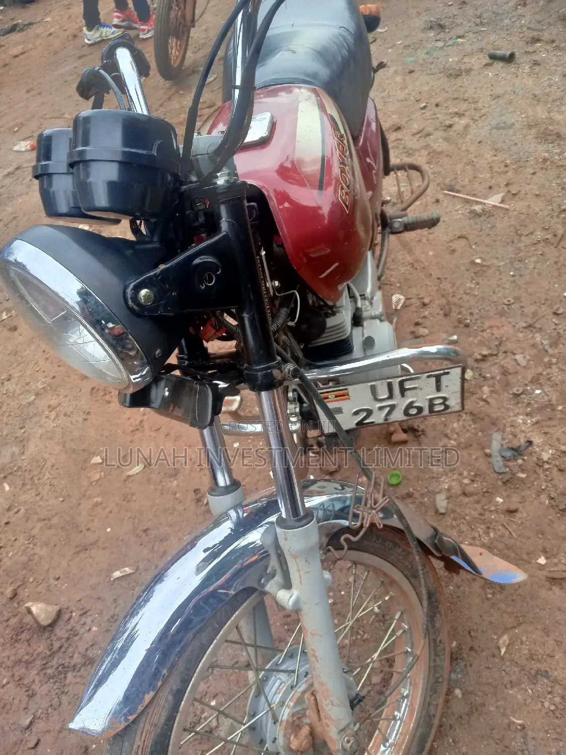 Bajaj Boxer 100 2023 Red