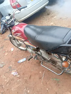 TVS XL 100 2021 Red