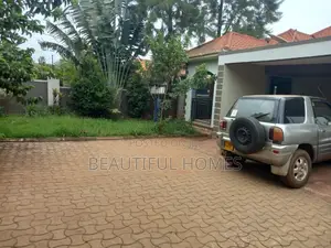 Furnished 4bdrm House in Kira for sale