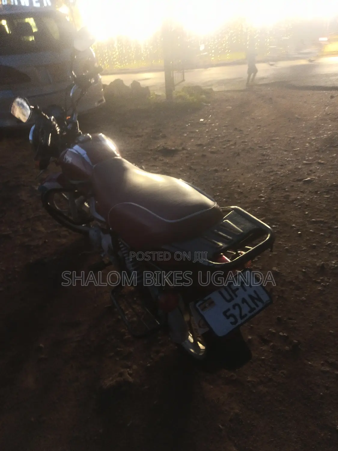 TVS HLX 125 2022 Red