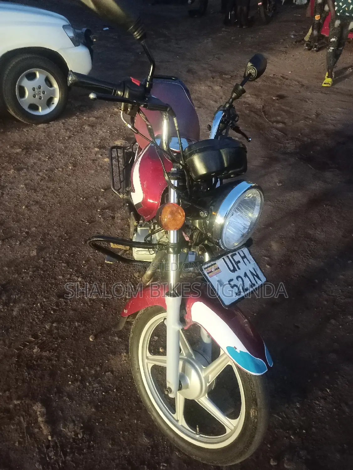 TVS HLX 125 2022 Red