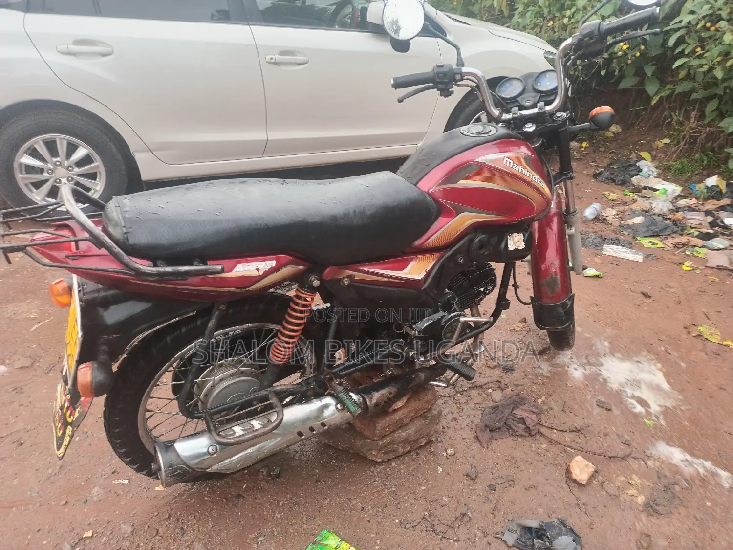 Mahindra Duro 2017 Red