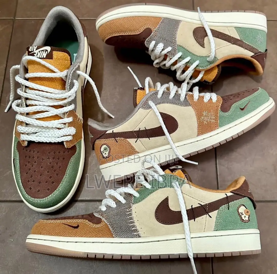 Classic Trending Sneakers