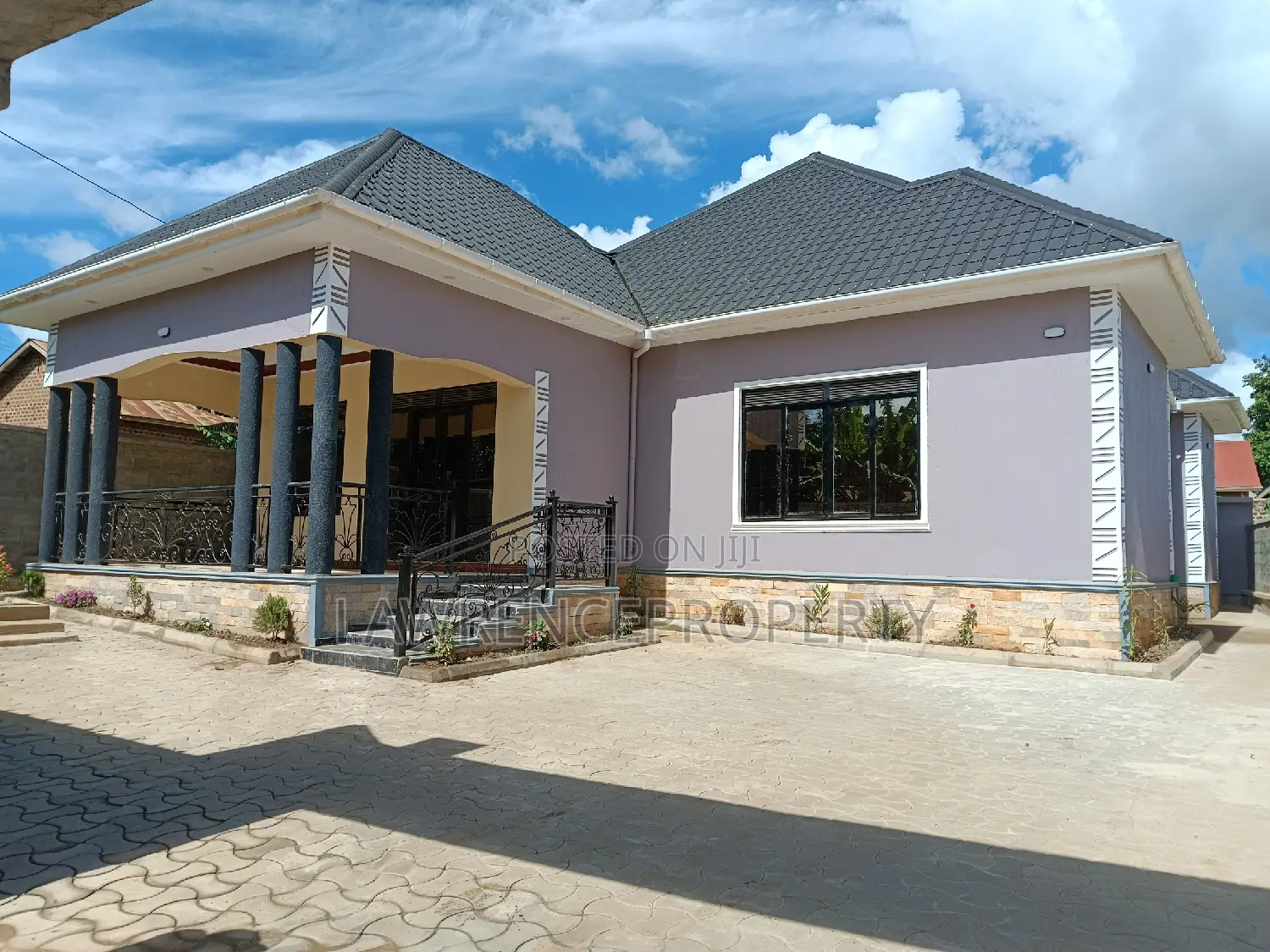 4bdrm House in Seeta, Goma for sale