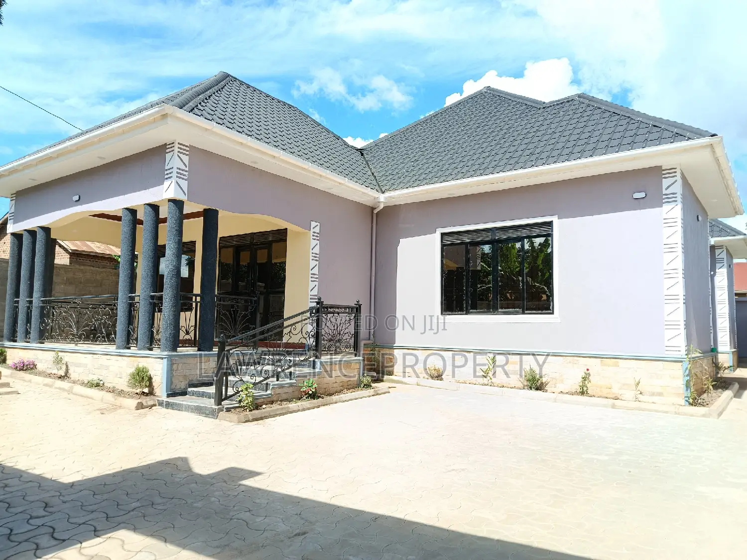 4bdrm House in Seeta, Goma for sale