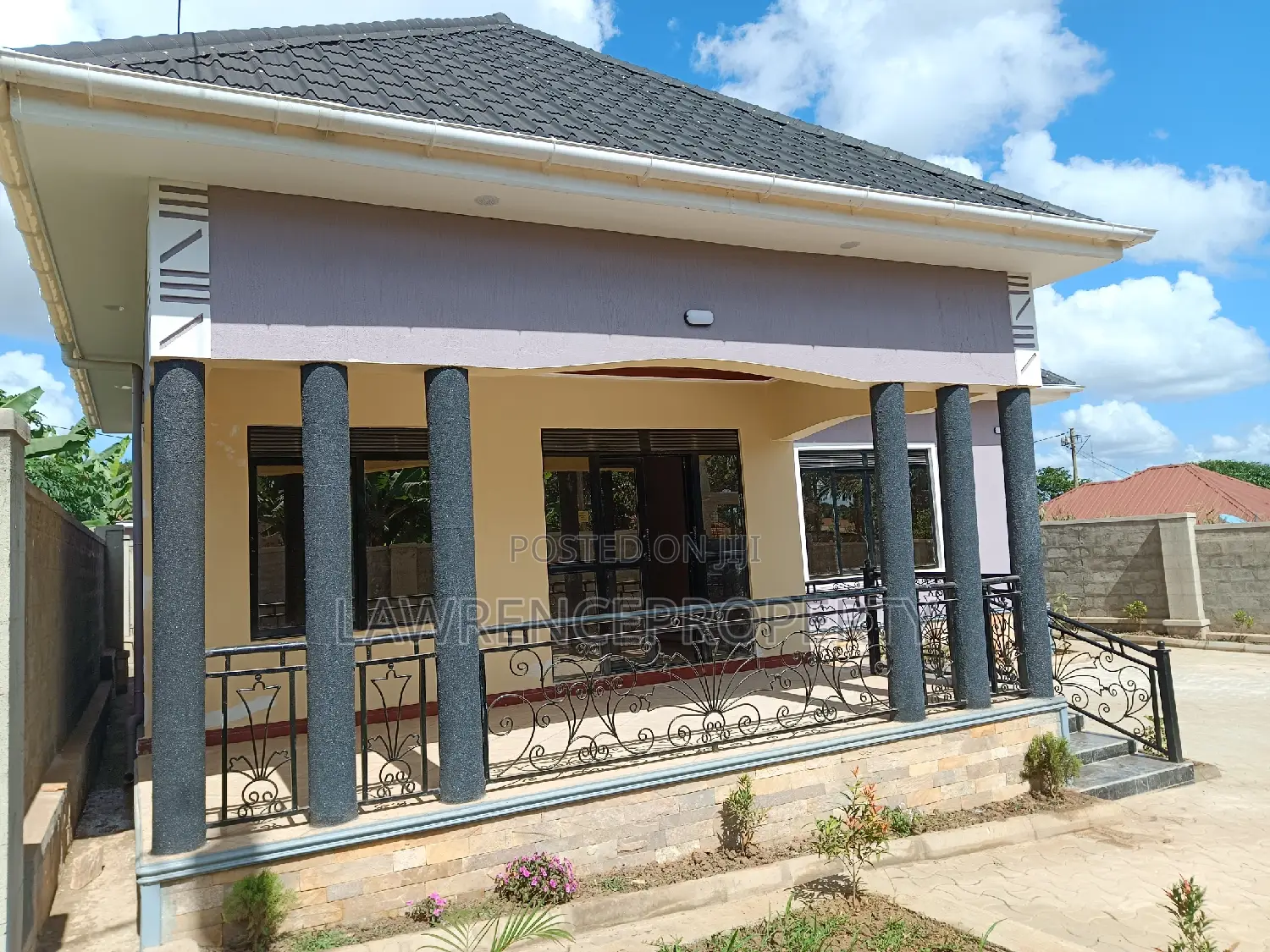 4bdrm House in Seeta, Goma for sale